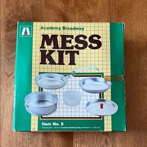 Academy Broadway Mess Kit